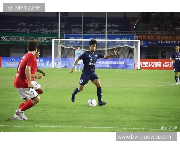 客场呐喊传递佛山力量助力球队坚定迈向保级之路 客场呐喊传递佛山力量助力球队坚定迈向保级之路