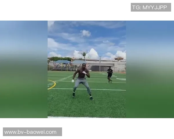 库明加重返社交媒体分享休赛期精彩瞬间合辑 库明加重返社交媒体分享休赛期精彩瞬间合辑