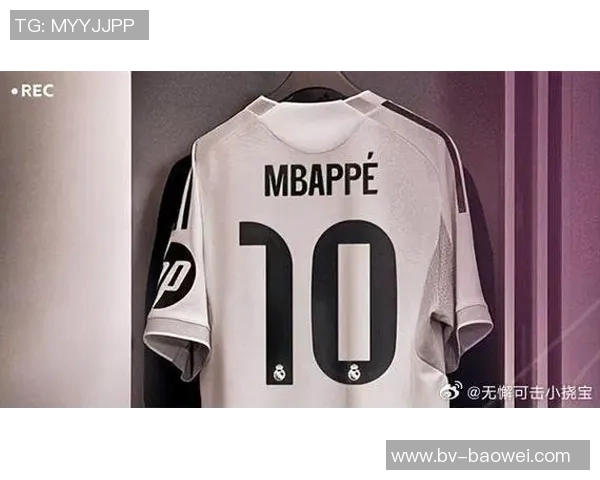 姆巴佩接过法国10号球衣责任普拉蒂尼称其理解重要性 姆巴佩接过法国10号球衣责任普拉蒂尼称其理解重要性