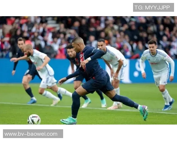 法国裁判部门组织VAR模拟演练9家法甲俱乐部积极参与提升裁判水平 法国裁判部门组织VAR模拟演练9家法甲俱乐部积极参与提升裁判水平