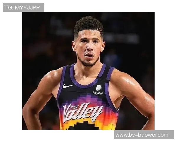 布克被赞为太阳队进攻核心主帅称其组织能力出色 布克被赞为太阳队进攻核心主帅称其组织能力出色