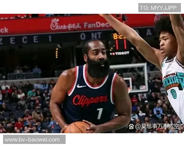 小卡谈三分球表现希望通过投篮提升实力与球队竞争力