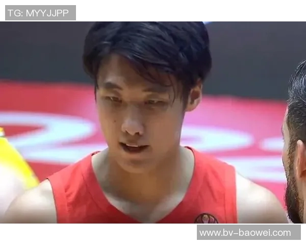 文班复出表现抢眼却难救球队20中10砍下30分5板罚球8中7无力回天