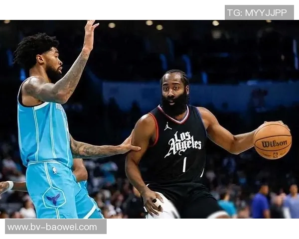 乔治第三节火力全开8中6三分4中6轰16分助力球队稳住局势